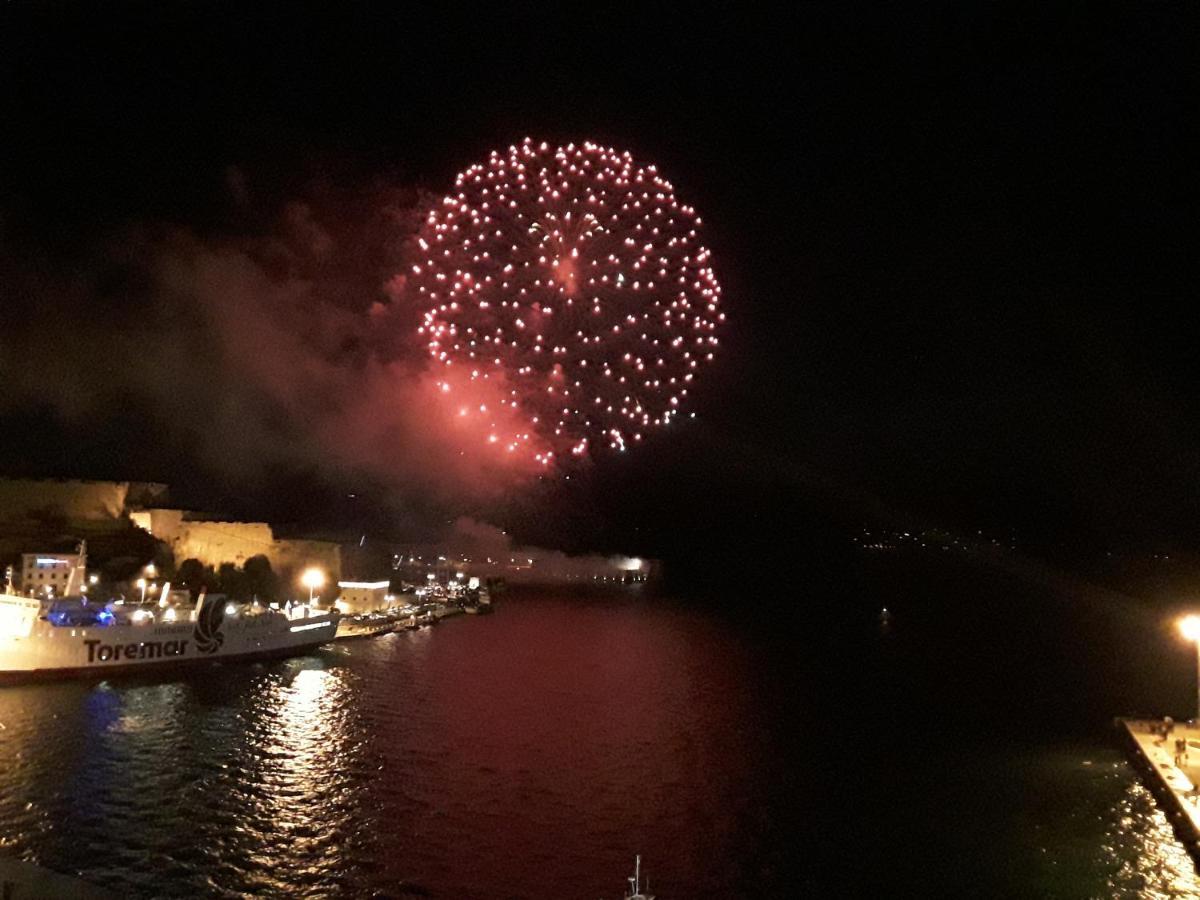 B & B La Terrazza Sul Mare Portoferraio Eksteriør billede